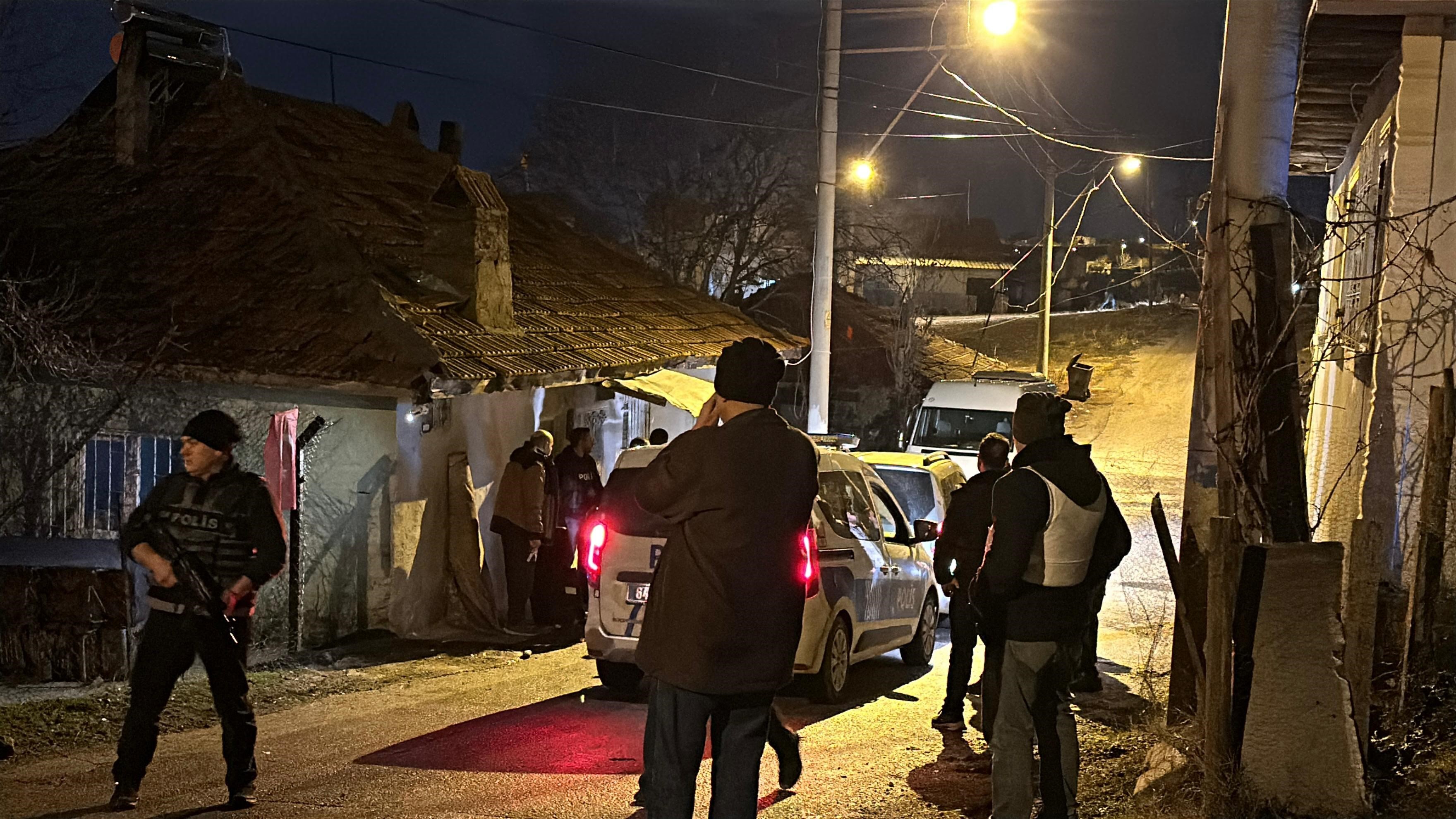 Uşak'ta kan donduran olay: Eşini ve Kayınpederini sokak ortasında pompalı ile katletti