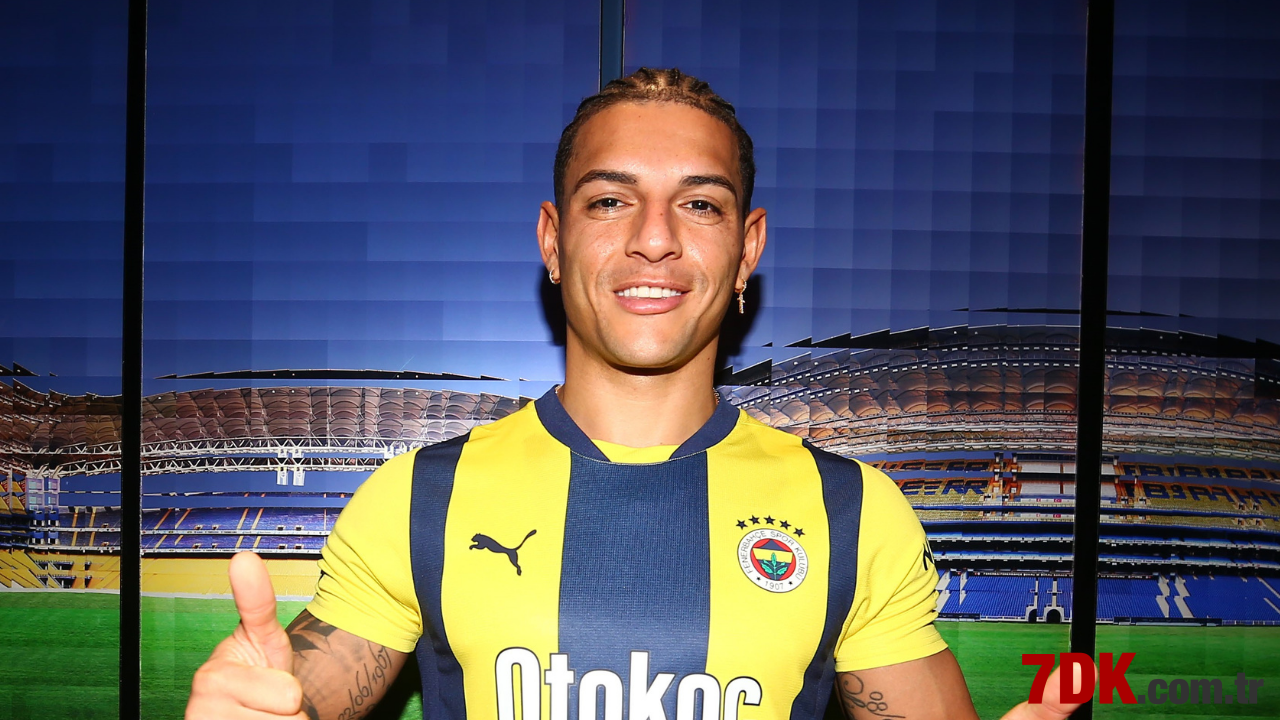 Fenerbahçe'den Transfer Bombası! Diego Carlos İmzayı Attı