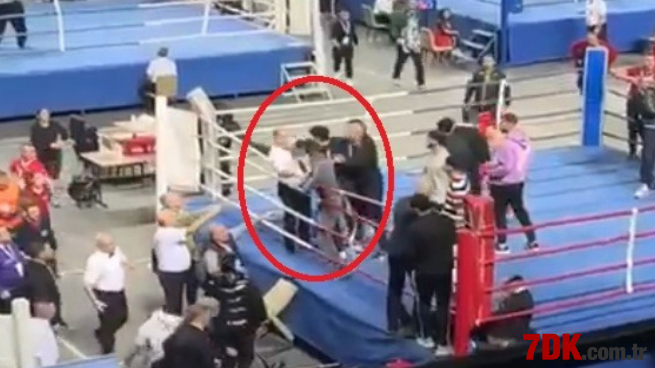 Kick Boks Maçında Korkunç Olay Kavga Ring Dışına Taştı 1’i Hakem 2 Kişi Yaralandı