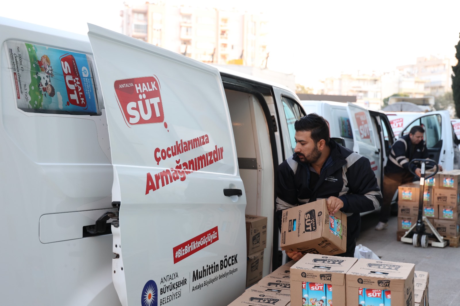 2024'te 1.506 çocuk, 49.308 paket mama ve 11.081 çocuk 765.648 litre süt desteği aldı